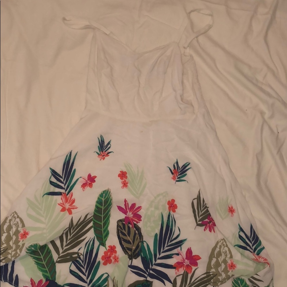Old Navy White with Floral Print Skirt Dress
